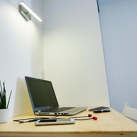 Les Studios Propres Et Tout Equipes Brest Room photo