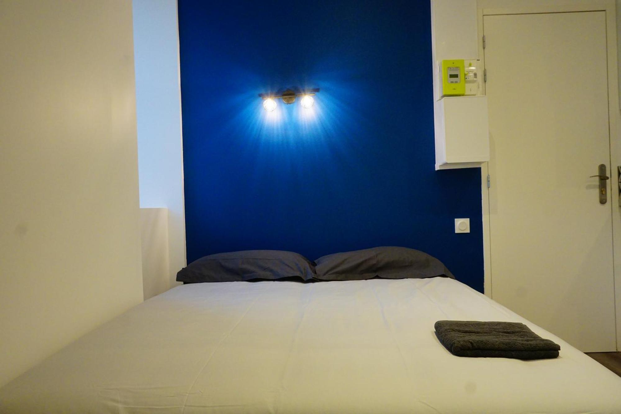 Les Studios Propres Et Tout Equipes Brest Room photo